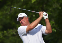 Triplett, Perry Co-Lead at U.S. Senior Open
