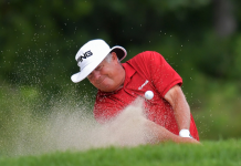 Triplett Leads Perry By One at U.S. Senior Open