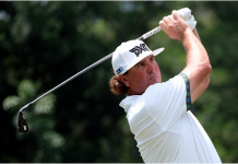 Pat Perez Extends Lead at CIMB Classic