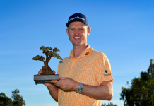 Rose Overcomes Early Stumbles To Win Farmers Insurance Open Justin Rose Wins Farmers Insurance Open