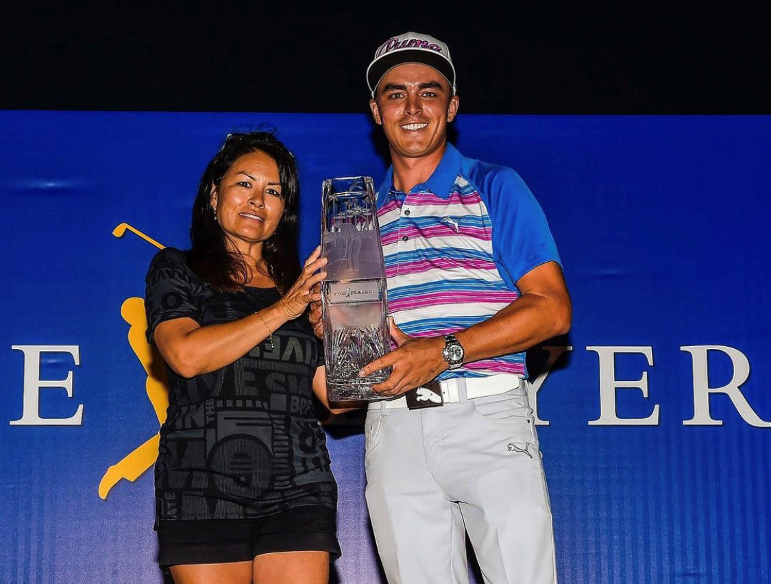 Rickie Fowler poses with his mother