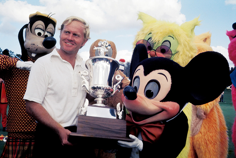 Jack Nicklaus wins the inaugural Walt Disney World Open Invitational in 1971.