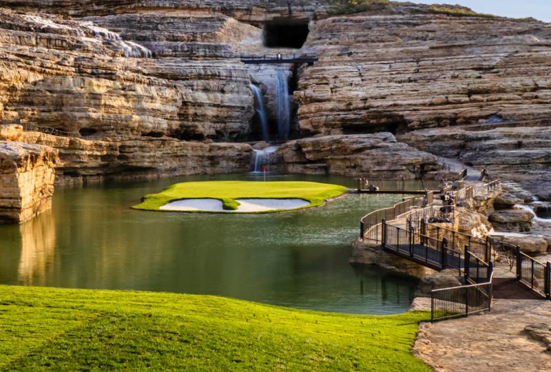 Travel-Branson-Paynes-Valley