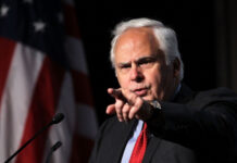 FedEx Founder Fred Smith, PGA Tour Visionary, Dies at 80 2025 FedEx Founder Fred Smith Dies at 80