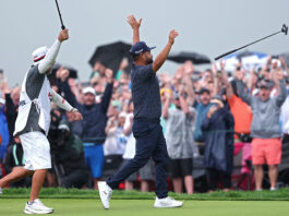 2025 US Open JJ Spaun Wins Celebration Throws Putter