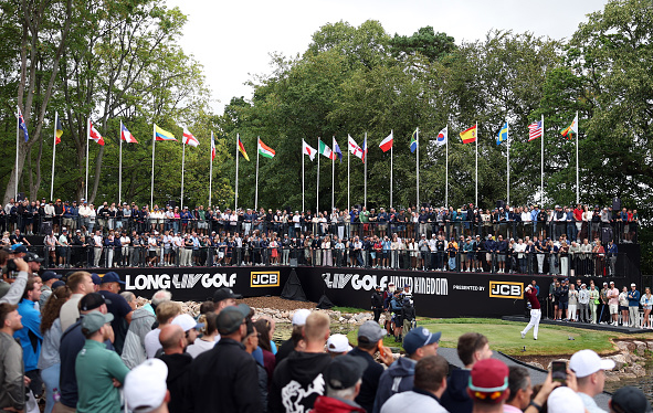 2026 LIV GOLF UK Lucas Herbert Wins Final ROund crowd