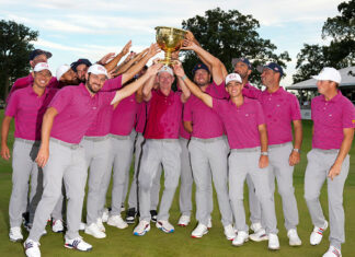 U.S. Completes Historic Rally to Win 11th Straight Presidents Cup 2026-Presidents Cup USA Wins Trophy